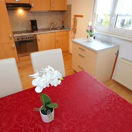 Bertsche 2 Schlafzimmer By Interhome Apartament